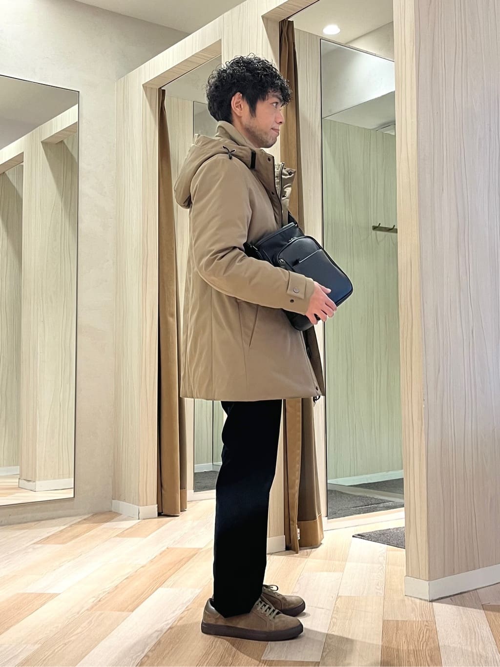 URAさんの「TAKEO KIKUCHI｜【None Of Stress】ストレッチ ダウンブルゾン」を使ったコーディネート