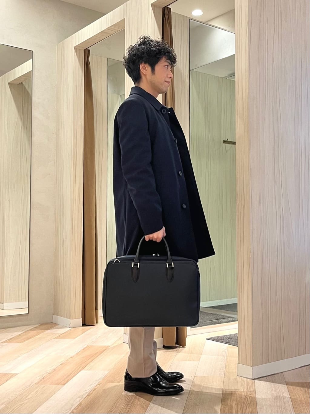 URAさんの「TAKEO KIKUCHI｜【ダウンライナー付き】メランジ ステンカラー コート」を使ったコーディネート