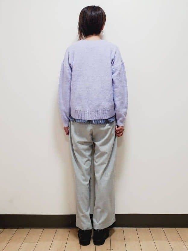 yuuさんの「Reflect｜【選べる5色／ゆったりシルエット】Vネックスパンコールニット」を使ったコーディネート