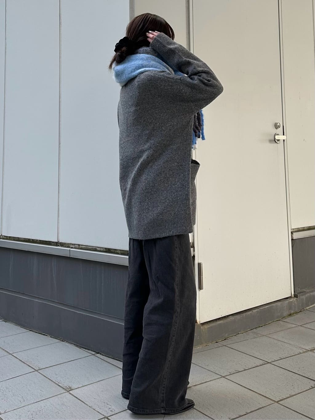makiさんの「OPAQUE.CLIP｜Vネックニットカーディガン／セットアップ対応可【洗濯機OK】」を使ったコーディネート
