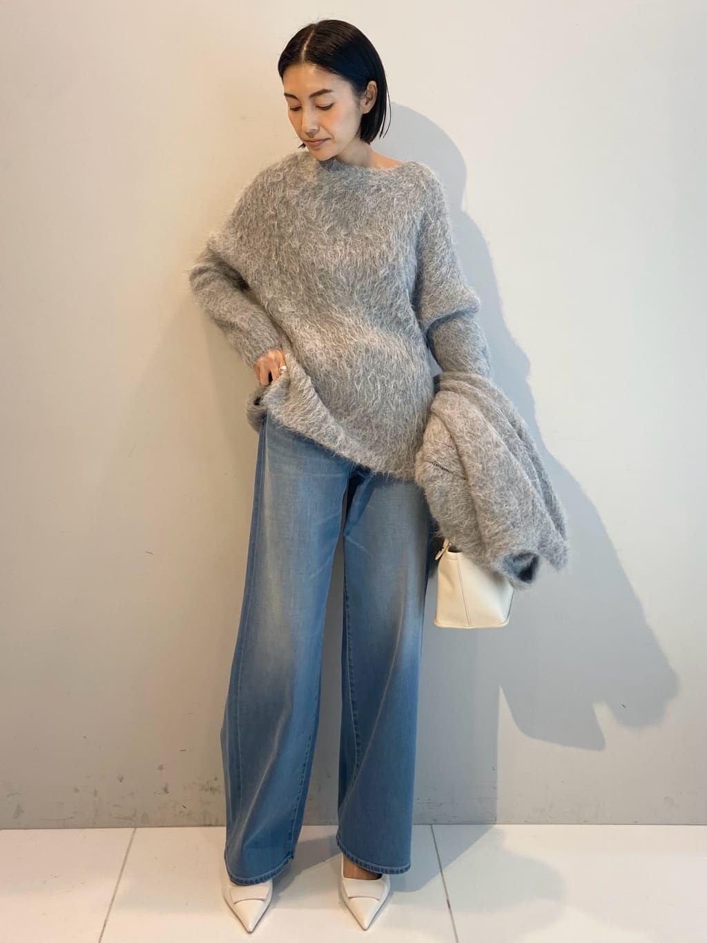 AYAさんの「UNTITLED｜【ゆったり】アルパカ混シャギー カーディガン」を使ったコーディネート