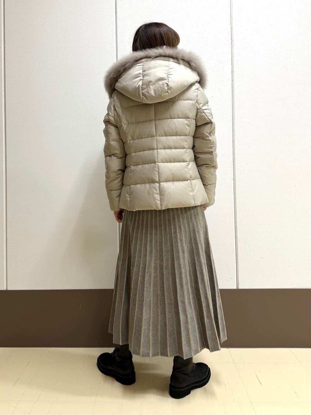 mamiさんの「INDIVI｜【名品／撥水／抗菌防臭】ショート丈リサイクルダウンコート」を使ったコーディネート