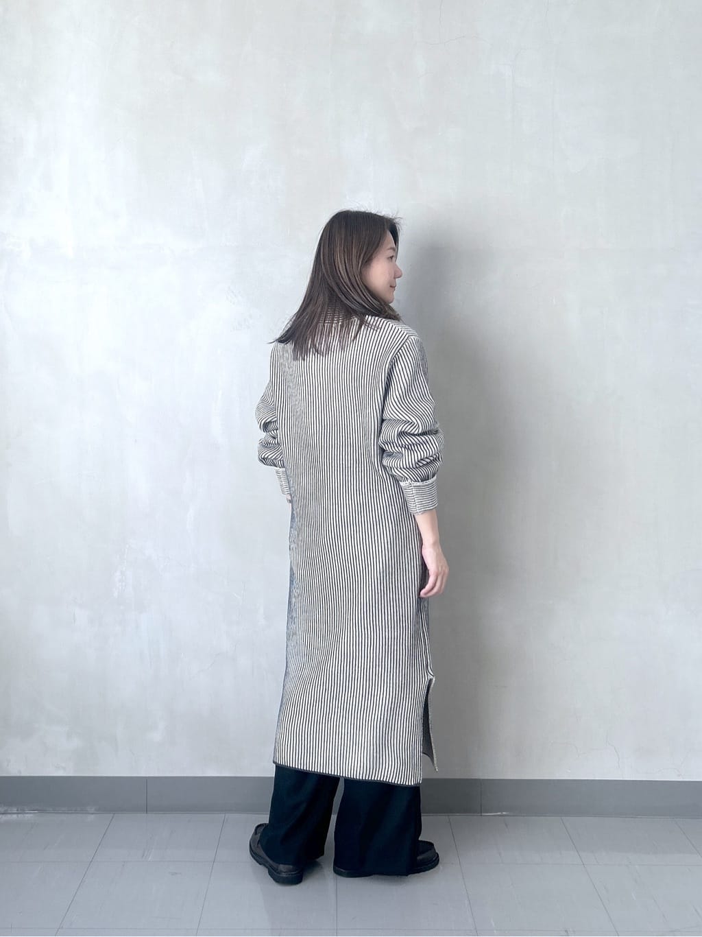 takaさんの「INDIVI｜スタンドネックニットワンピース」を使ったコーディネート