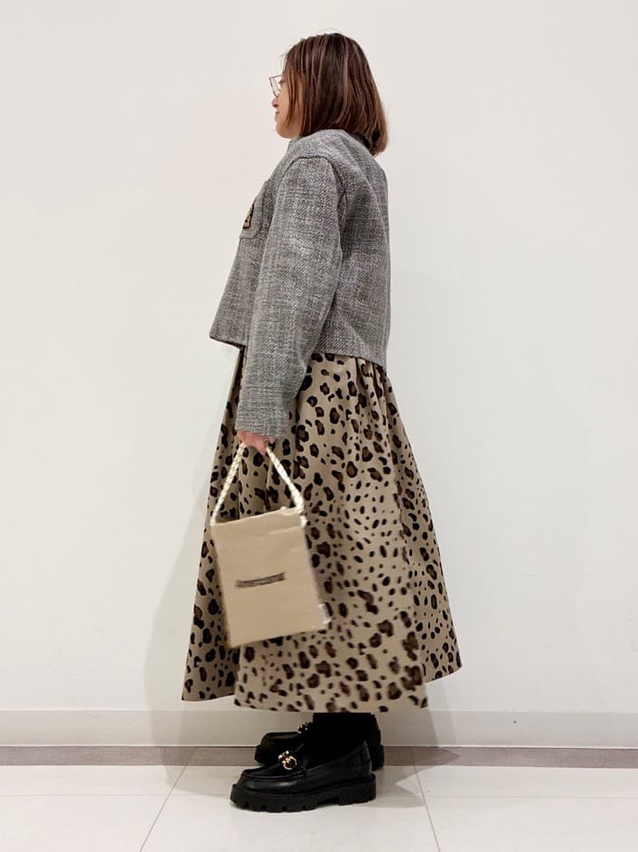 Reecoさんの「DRESSTERIOR｜ARTESANOS（アルテサノス）【別注】金具付きローファー」を使ったコーディネート