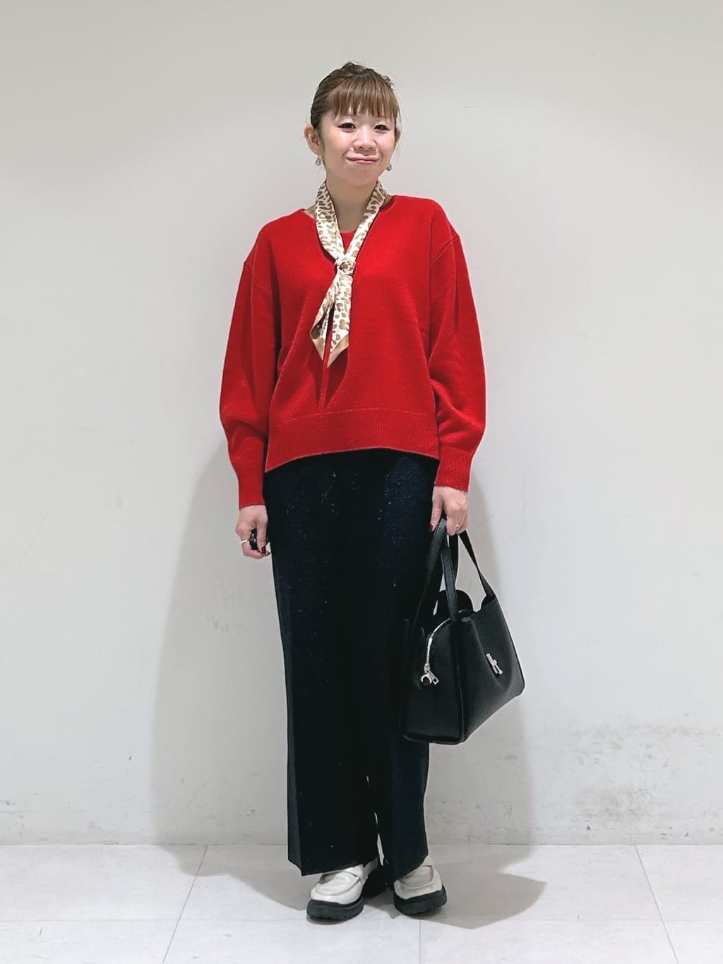 tsuyuさんの「INDIVI｜【軽量／ウール混】ライトフォルム ロングコート」を使ったコーディネート