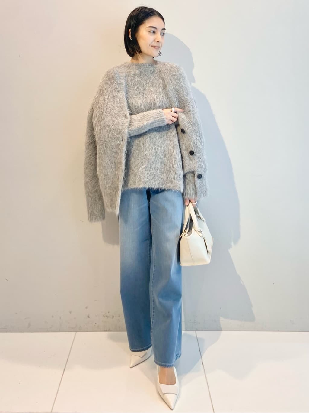 AYAさんの「UNTITLED｜【ゆったり】アルパカ混シャギー カーディガン」を使ったコーディネート