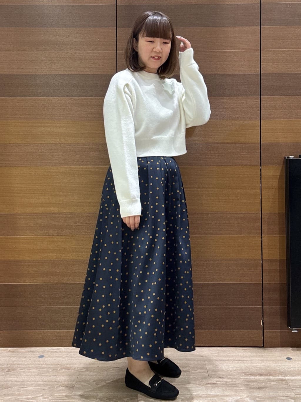 yumeさんの「OPAQUE.CLIP｜ショルダータックショートニット【洗濯機OK】」を使ったコーディネート
