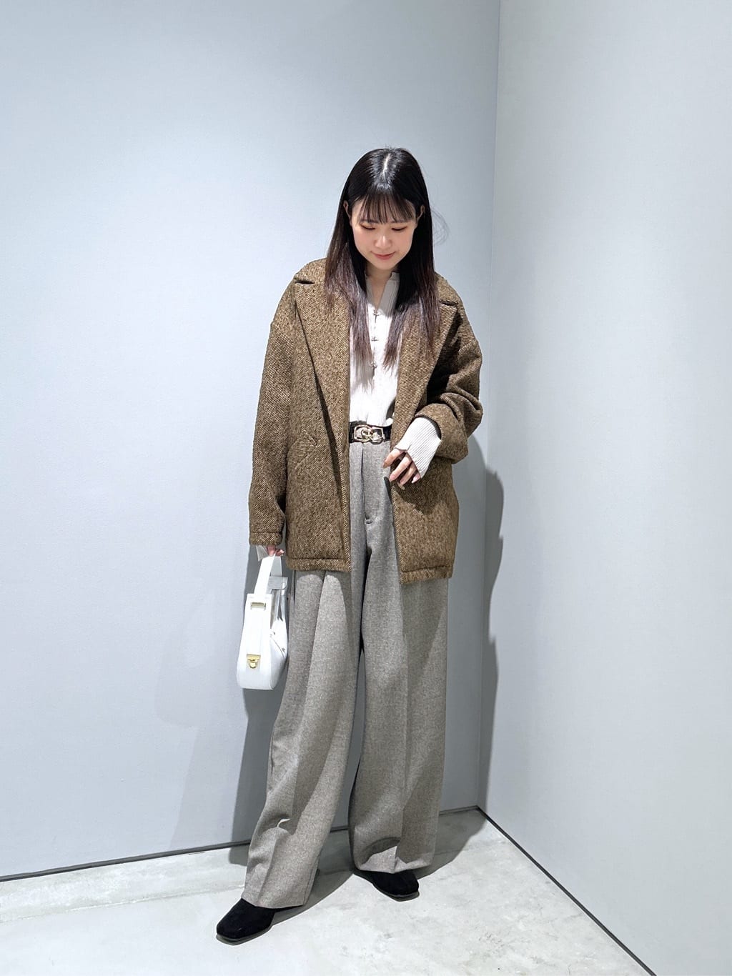 Renoさんの「INDIVI｜クロップドリブホックカーディガン」を使ったコーディネート