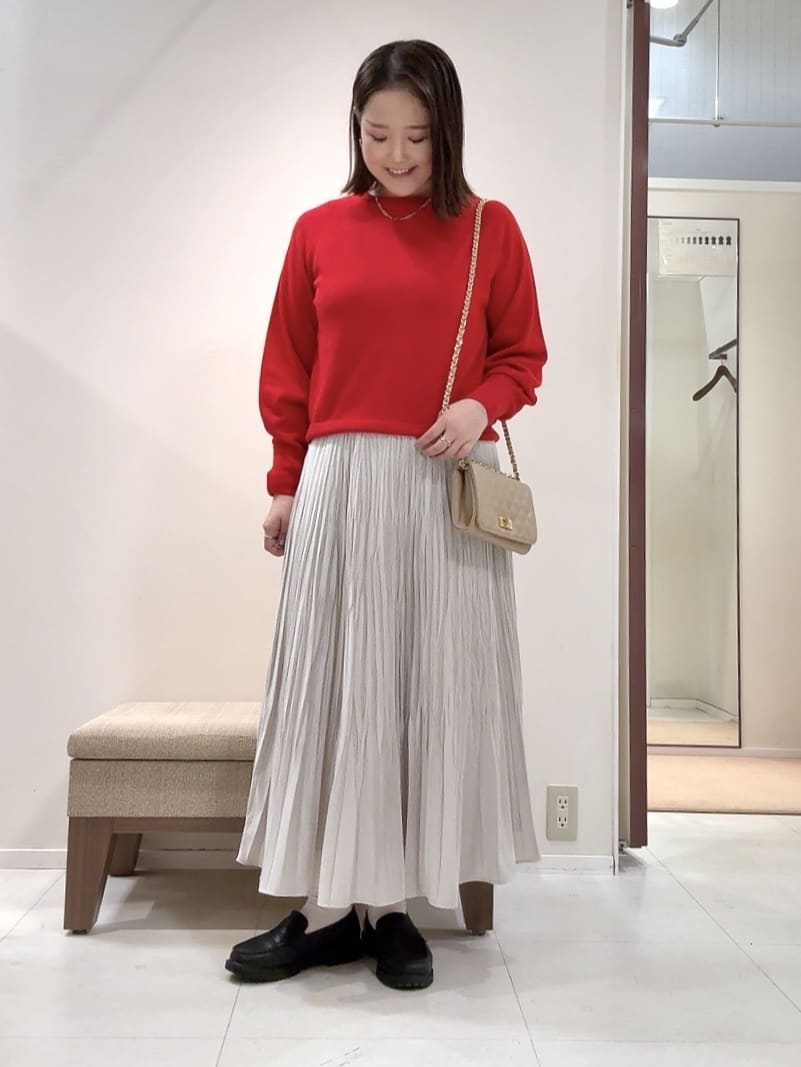 YUIさんの「UNTITLED｜【はっ水機能/フード取り外し可/防寒】ロングダウンコート」を使ったコーディネート
