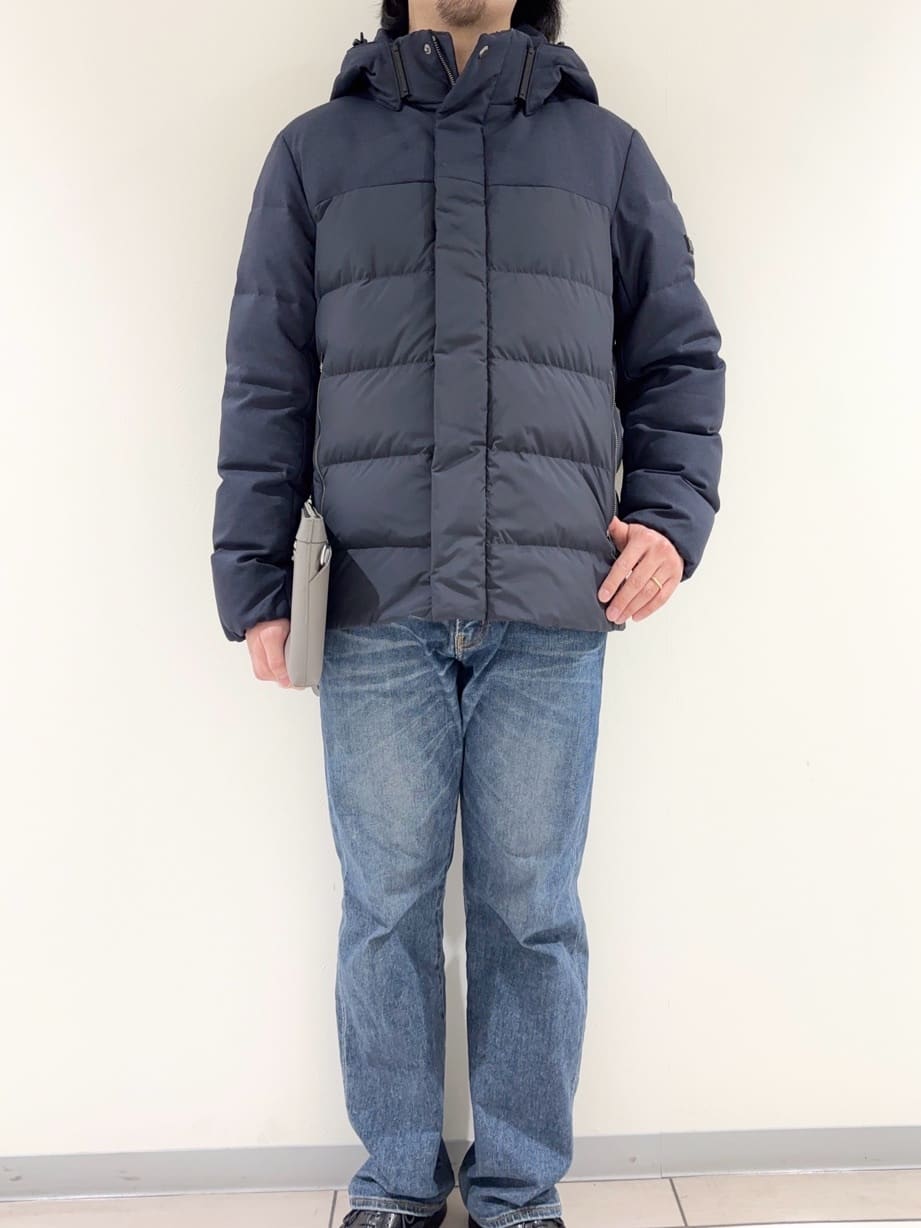及川さんの「TAKEO KIKUCHI｜カラーコンビ ダウンブルゾン」を使ったコーディネート