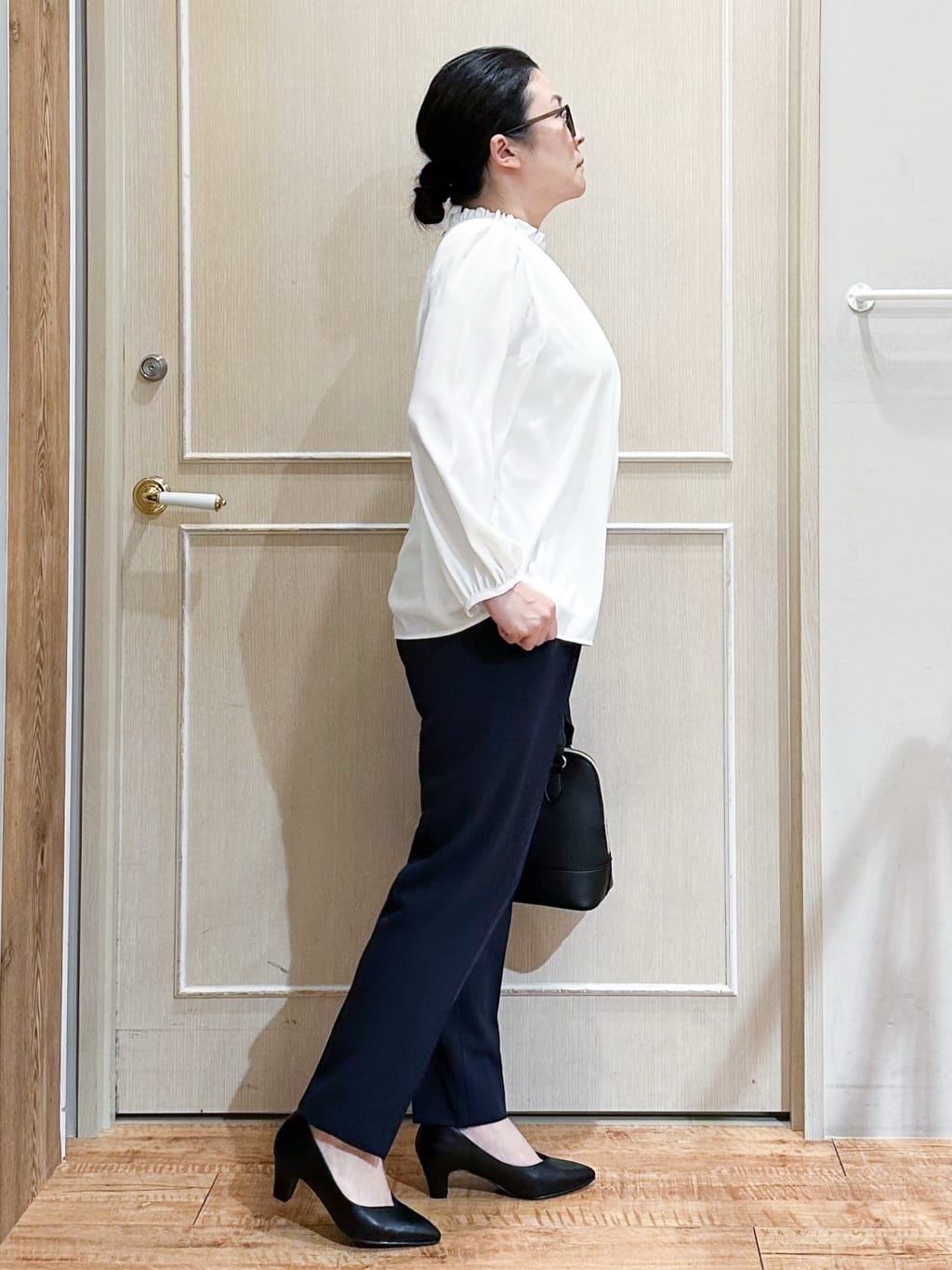 umeさんの「SHOO･LA･RUE｜【洗濯機可/セットアップ可/S-3L】きちんと楽に。カットジョーゼット ロングジレ」を使ったコーディネート