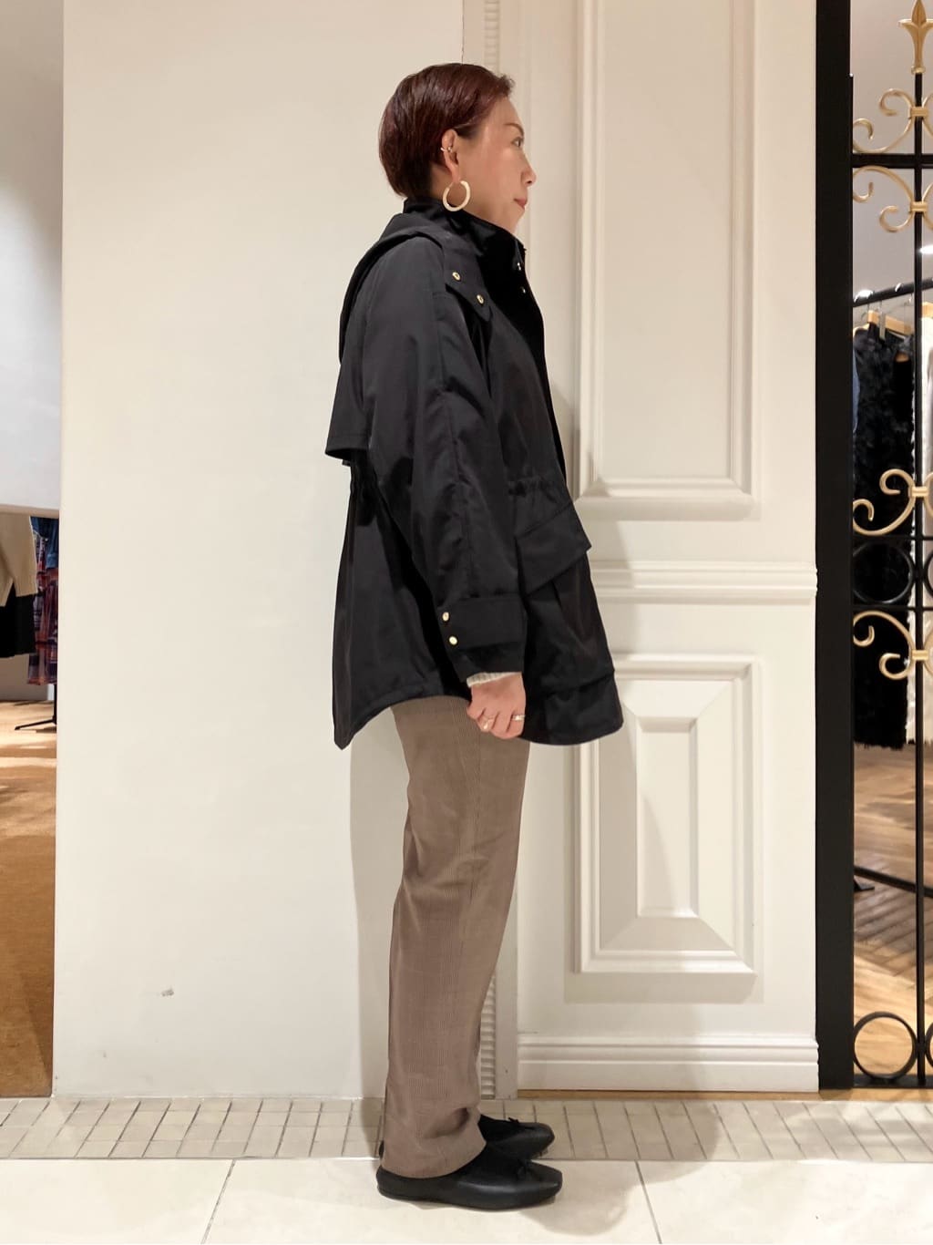 TAJIさんの「DRESSTERIOR｜アルパカブレンドVネックニット」を使ったコーディネート