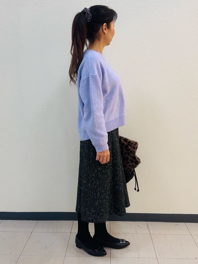 ⭐︎Eimi⭐︎さんの「Reflect｜【選べる5色／ゆったりシルエット】Vネックスパンコールニット」を使ったコーディネート