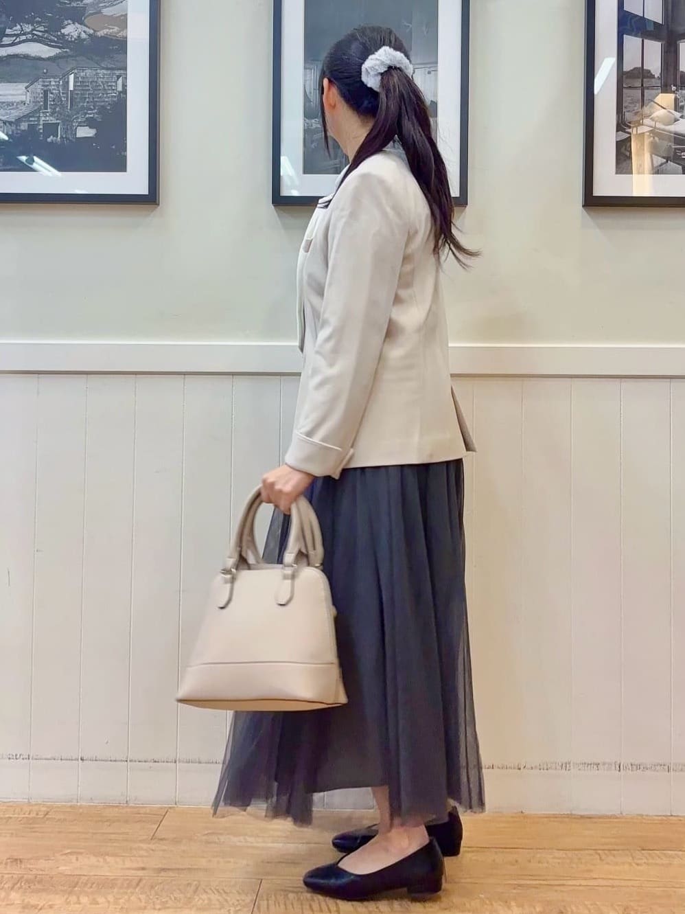 ゆうさんの「SHOO･LA･RUE｜【洗濯機可/セットアップ可/S-3L】きちんと楽に。カットジョーゼットノーカラージャケット」を使ったコーディネート