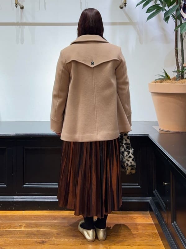 Asamiさんの「DRESSTERIOR｜【洗える/ストレッチ性/オンオフ】箔プリントプリーツスカート」を使ったコーディネート