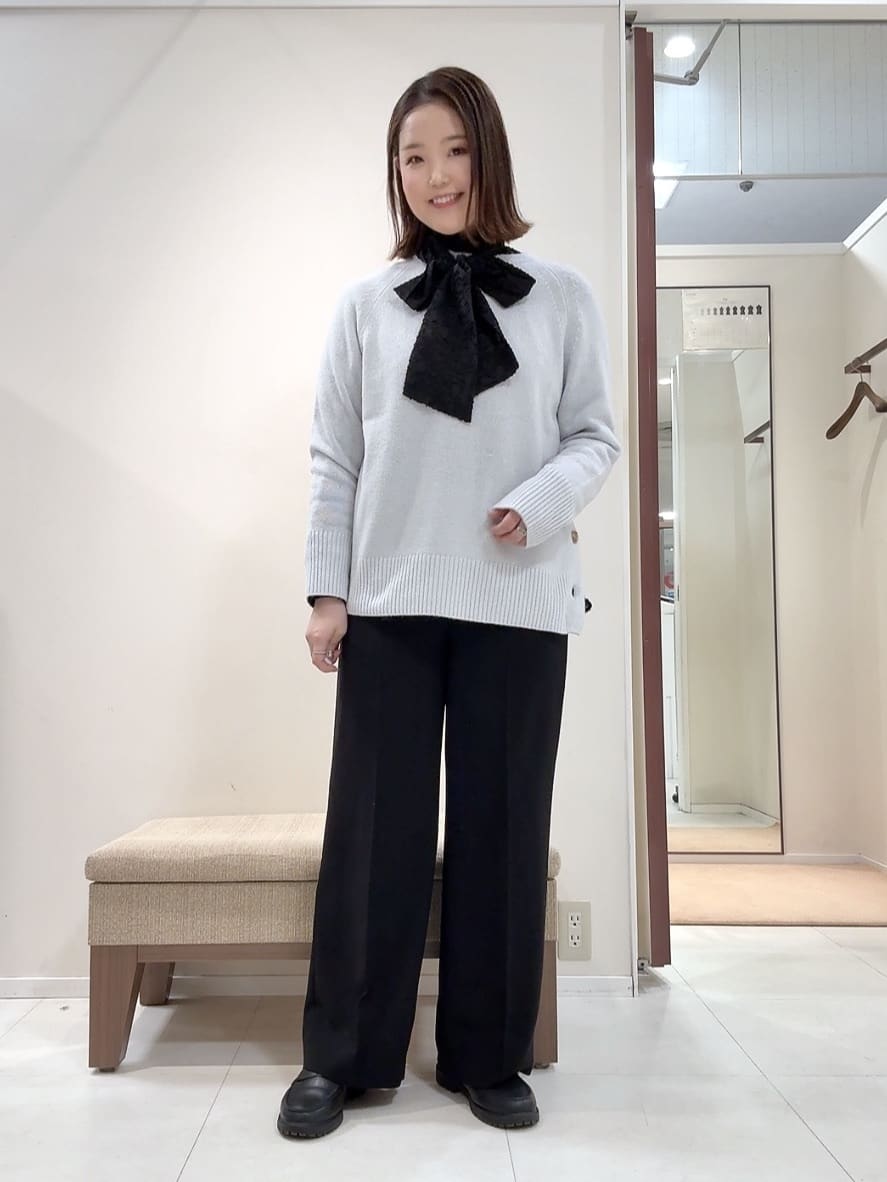 YUIさんの「UNTITLED｜【重ね着もおすすめ/洗える】ウールカシミヤ クルーネックニット」を使ったコーディネート