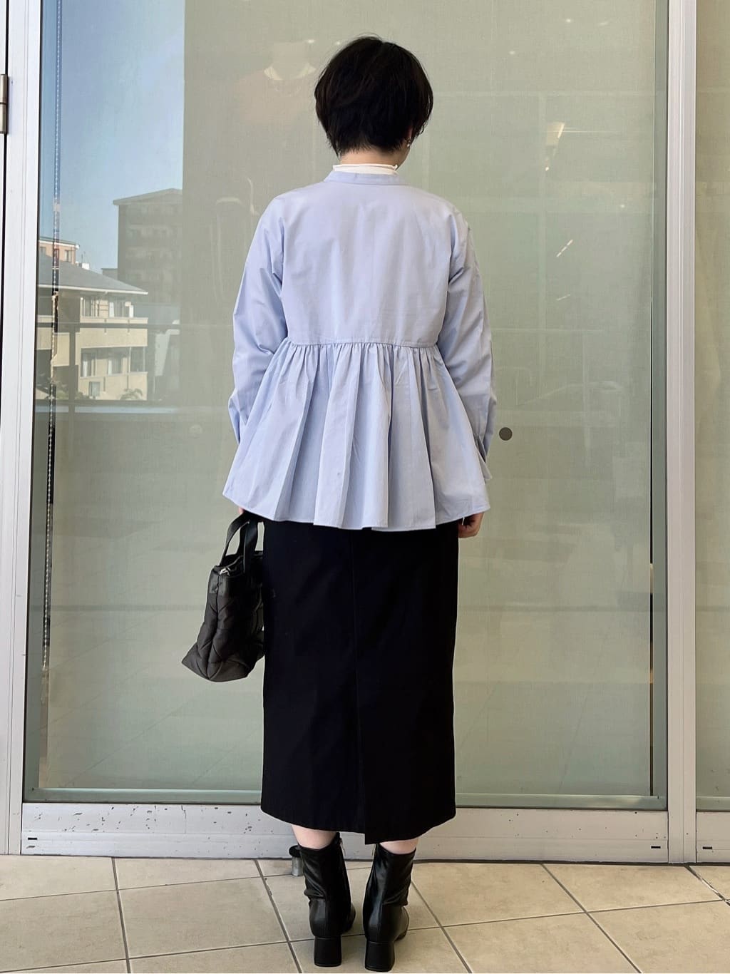 yo-koさんの「OPAQUE.CLIP｜ペプラムシャツ【洗濯機OK】」を使ったコーディネート