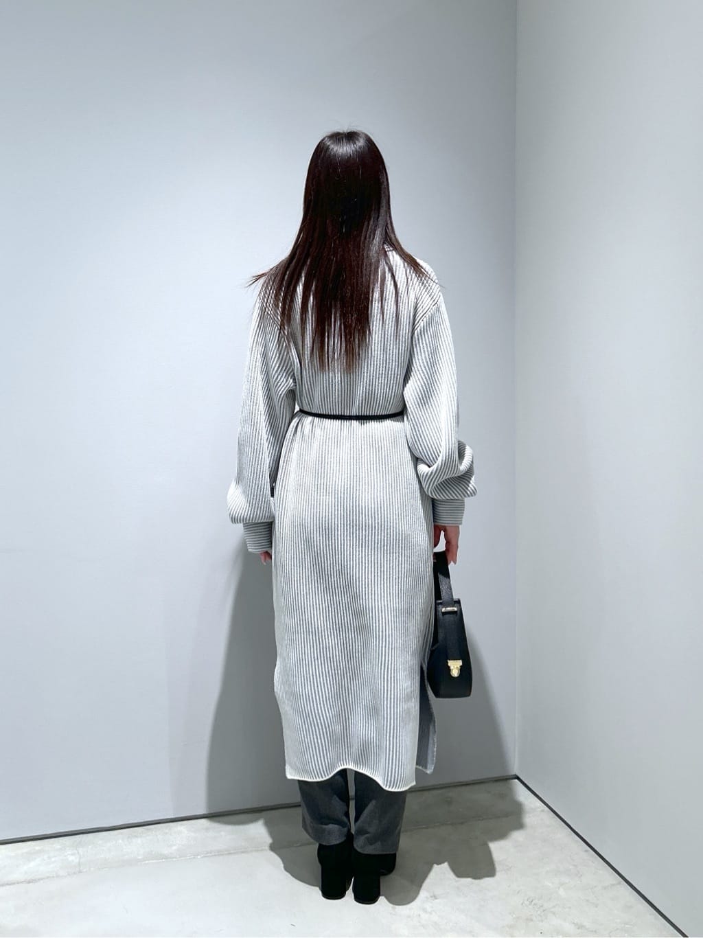 Renoさんの「INDIVI｜スタンドネックニットワンピース」を使ったコーディネート