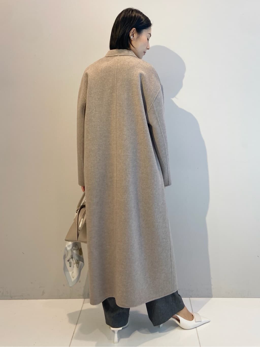 AYAさんの「UNTITLED｜【ロング丈/軽やか】テーラード　リバーコート」を使ったコーディネート