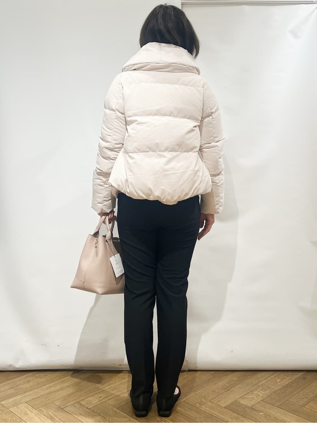fumiさんの「index｜ウォームストレッチテーパードパンツ【洗濯機OK／防シワ／吸湿発熱】《XS～3L》」を使ったコーディネート