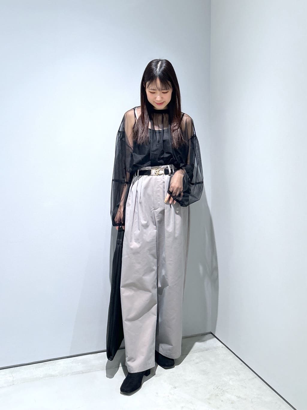 Renoさんの「INDIVI｜チノシャンプレータックパンツ」を使ったコーディネート