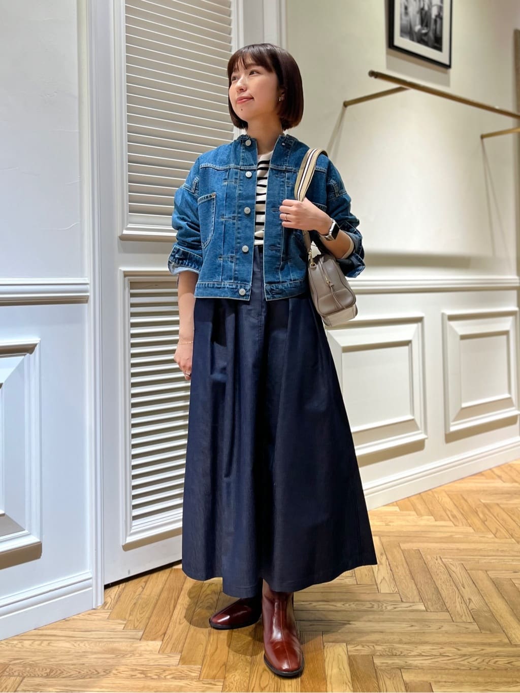 つじ まこさんの「DRESSTERIOR｜◆ストレッチフルニードルボーダーニット」を使ったコーディネート