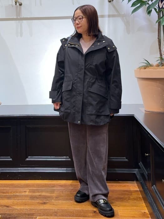 Asamiさんの「DRESSTERIOR｜アルパカブレンドVネックニット」を使ったコーディネート