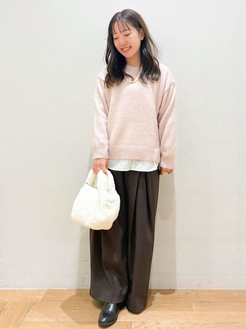 kurumiさんの「OPAQUE.CLIP｜リラクシークルーネックニット【洗濯機OK】」を使ったコーディネート
