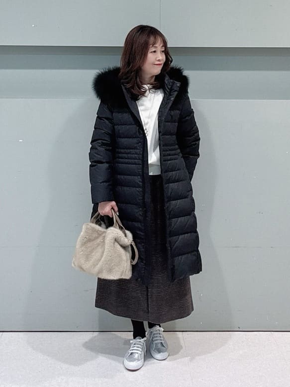 makiさんの「UNTITLED｜【はっ水機能/フード取り外し可/防寒】ロングダウンコート」を使ったコーディネート