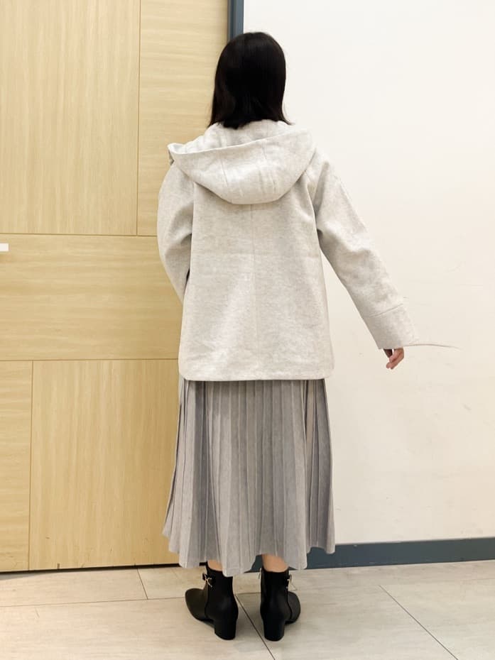 YOさんの「grove｜【SETUP可能】冬から春まで心地よく　タック編みオーバーサイズニット」を使ったコーディネート