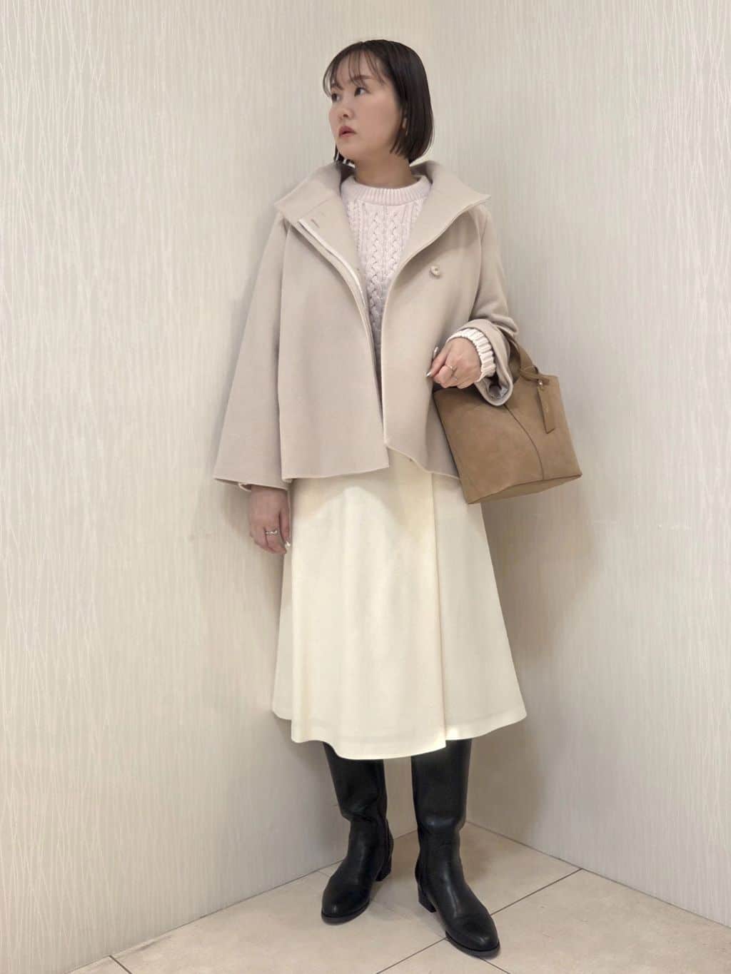 naokoさんの「UNTITLED｜【着回しが効く／オンオフアウター】ウールショートコート」を使ったコーディネート