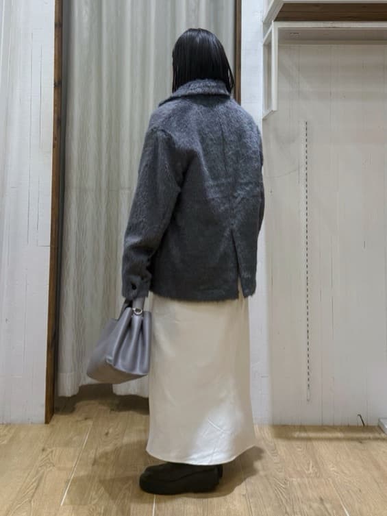 chさんの「THE SHOP TK｜纏うだけで大人上品 シャギーチェスターハーフコート」を使ったコーディネート