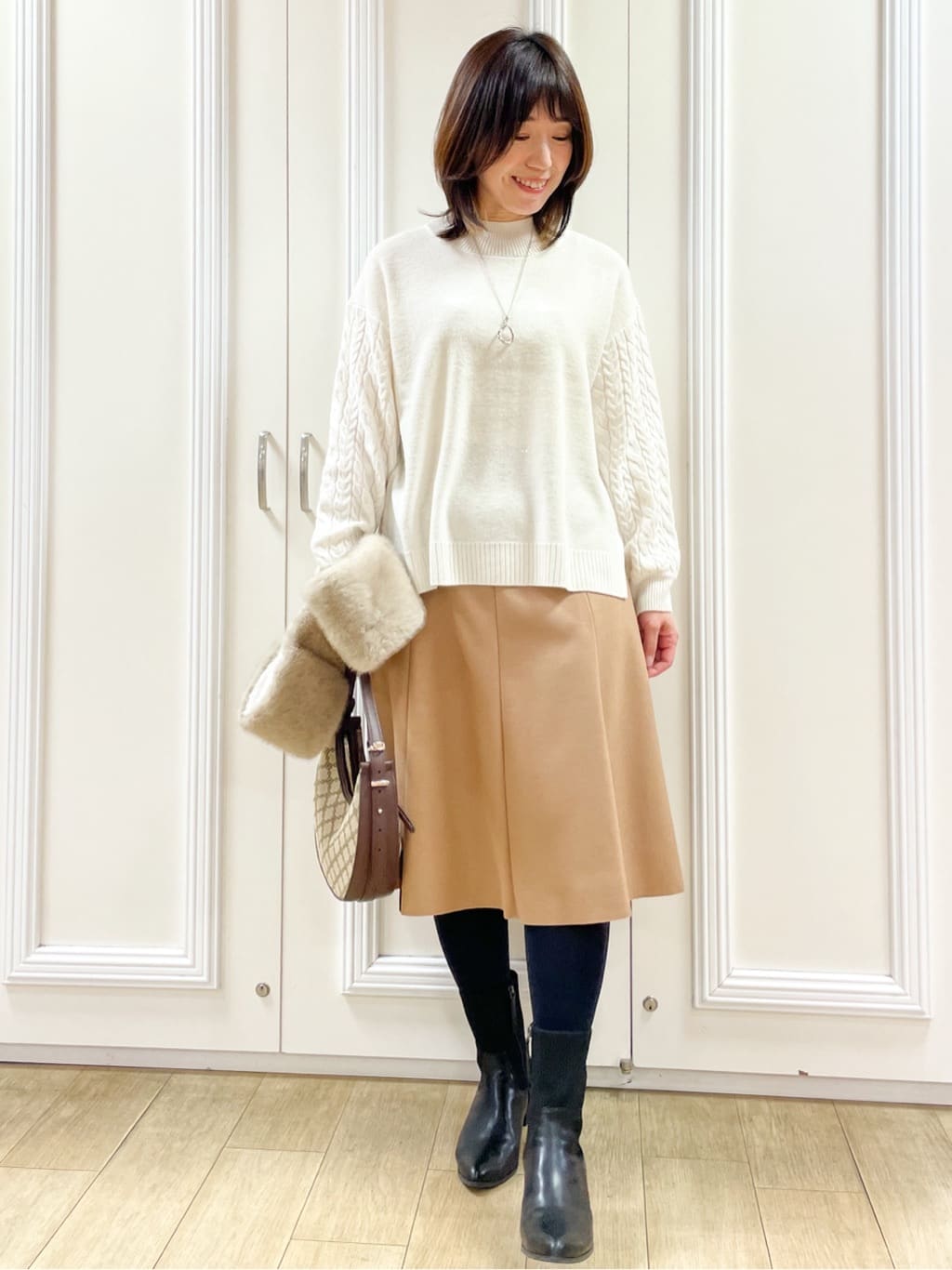 めいさんの「Reflect｜【SS-4Lサイズ／衿が顔に当たらない◎】スタンドネックミドルコート」を使ったコーディネート