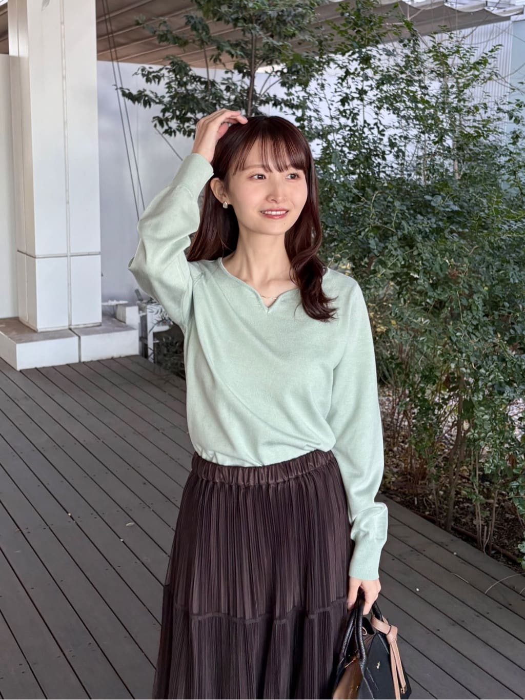 みさかさんの「index｜ゴールドパーツ付きハートネックニット【洗濯機OK】」を使ったコーディネート