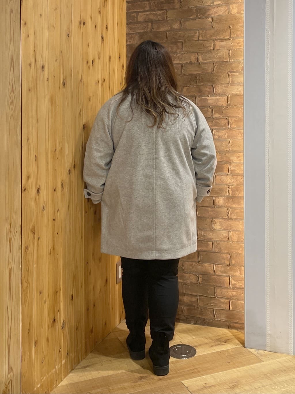 Risaさんの「SHOO･LA･RUE｜【高レビュー/洗濯機可/SS-LL】あったか裏起毛 のびのびストレッチ テーパードパンツ」を使ったコーディネート