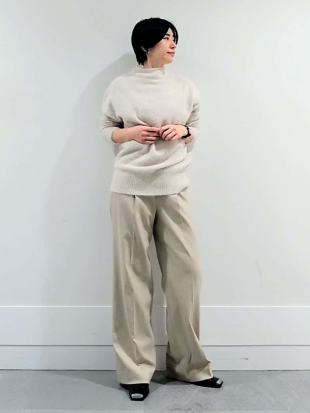 ミズタさんの「UNTITLED｜【大人な品格/ふわふわニット】フォックスカシミヤ コクーンニット」を使ったコーディネート