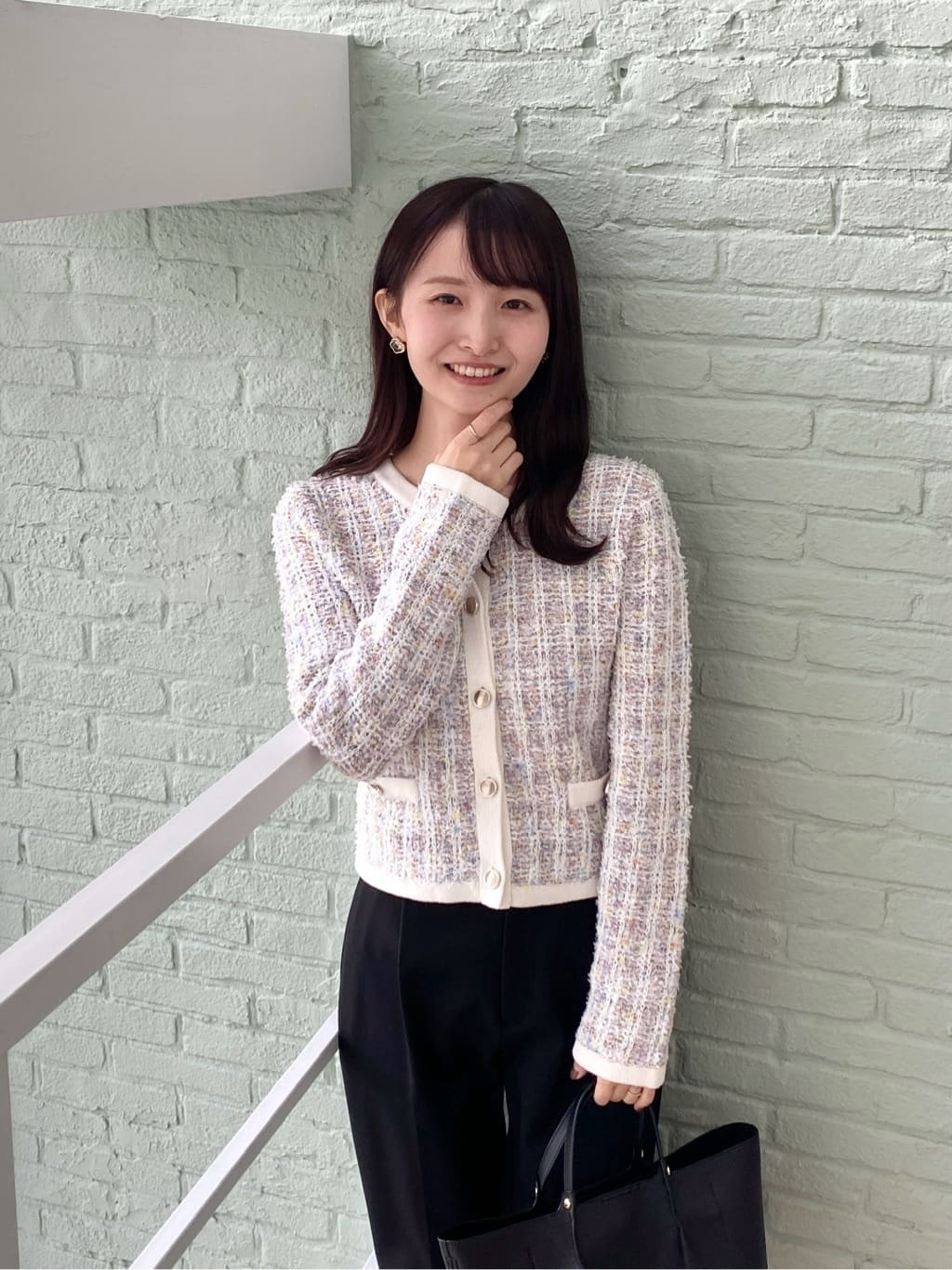 みさかさんの「index｜《丈が選べる》ストレッチテーパードパンツ／セットアップ対応【洗濯機OK／イージーアイロン】」を使ったコーディネート
