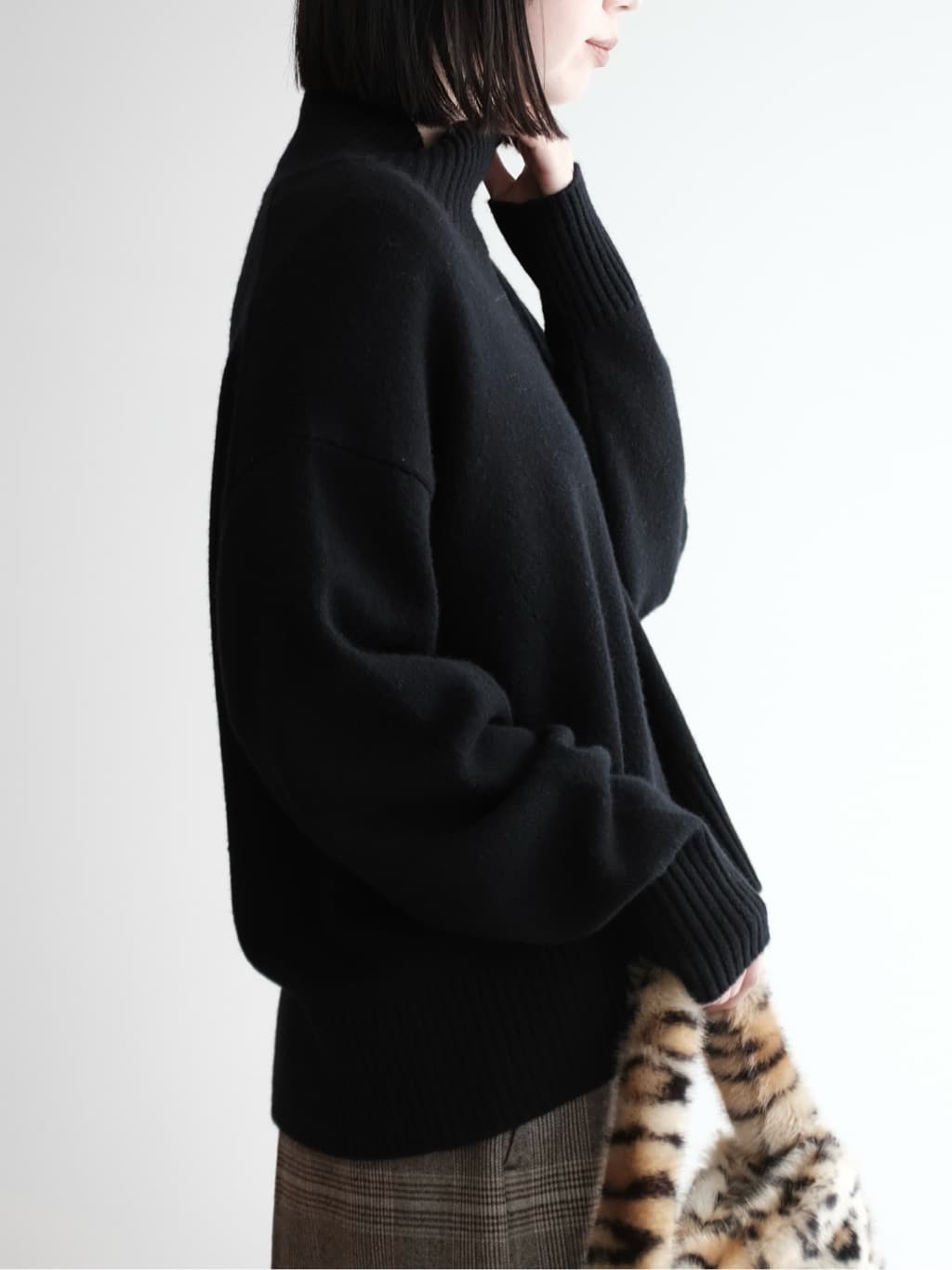 Kishimotoさんの「DRESSTERIOR｜◆ショートブーツ」を使ったコーディネート