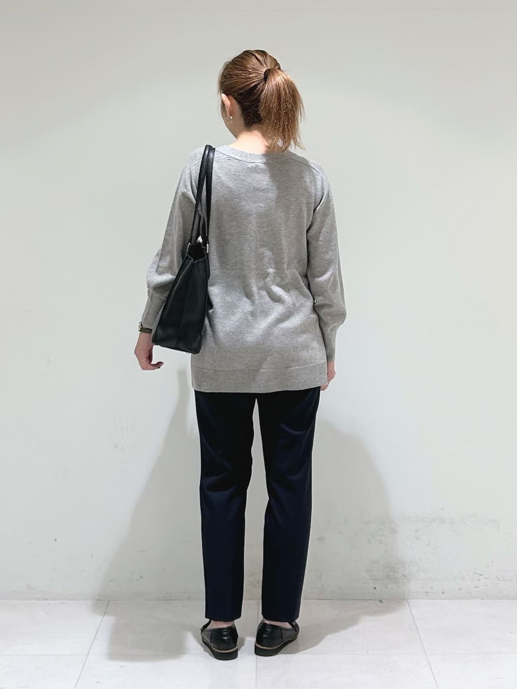 tsuyuさんの「INDIVI｜【名品／撥水／抗菌防臭】ロング丈リサイクルダウンコート」を使ったコーディネート