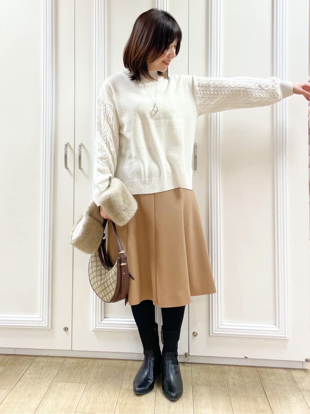 めいさんの「Reflect｜【SS-4Lサイズ／衿が顔に当たらない◎】スタンドネックミドルコート」を使ったコーディネート