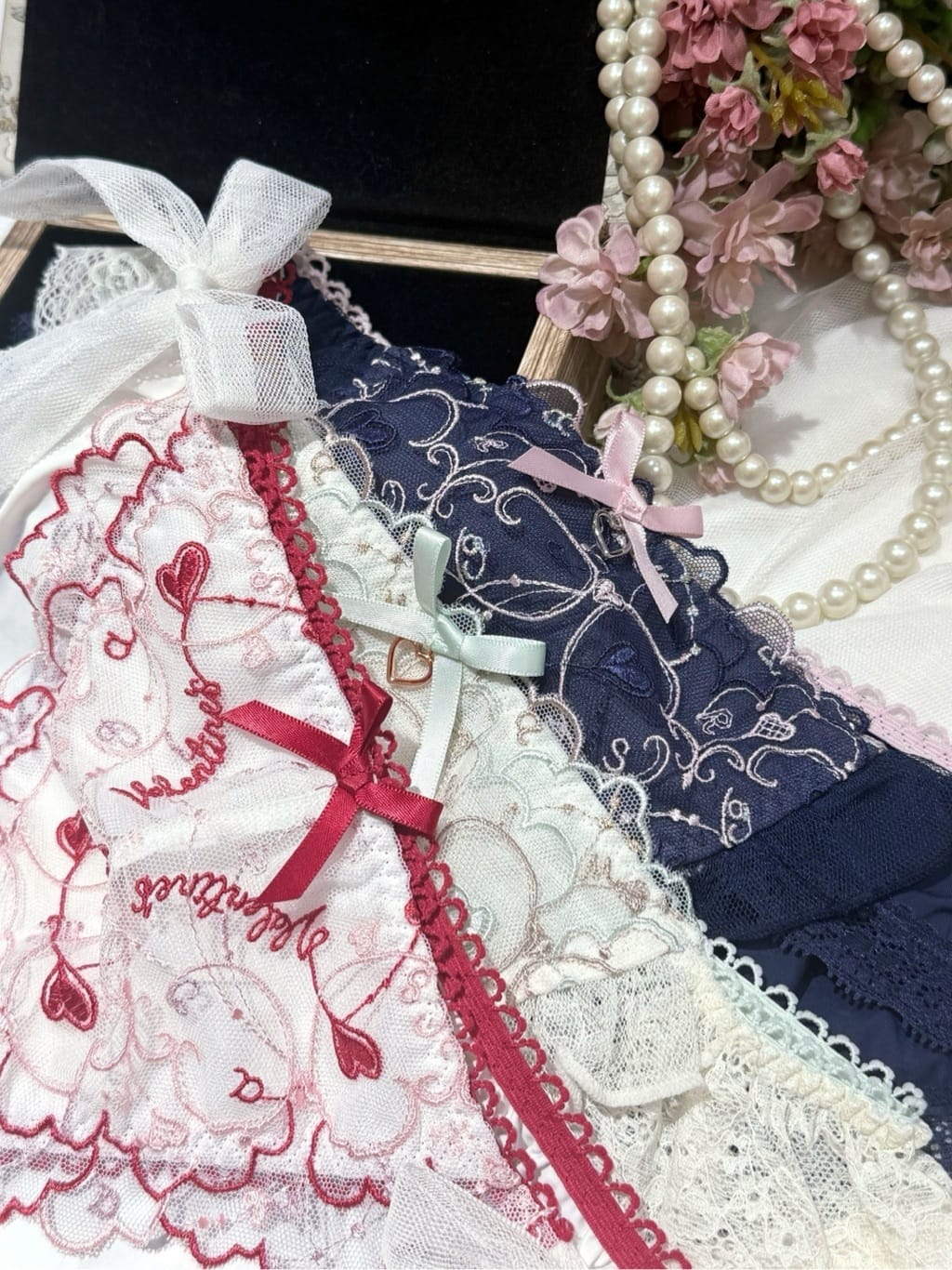 maiさんの「Risa Magli｜ヘルティー ブラジャー (B-C) ＜リサマリミラクル谷間ブラ＞」を使ったコーディネート