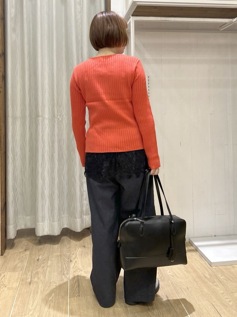 ga_riさんの「THE SHOP TK｜【アンチピリング/静電気防止/洗える】ヘンリーレイヤードニット」を使ったコーディネート
