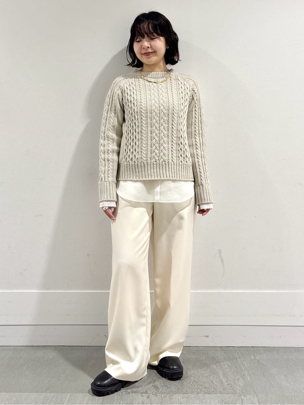 モエカさんの「UNTITLED｜【洗える】スポンディッシュ ケーブル柄ニット」を使ったコーディネート