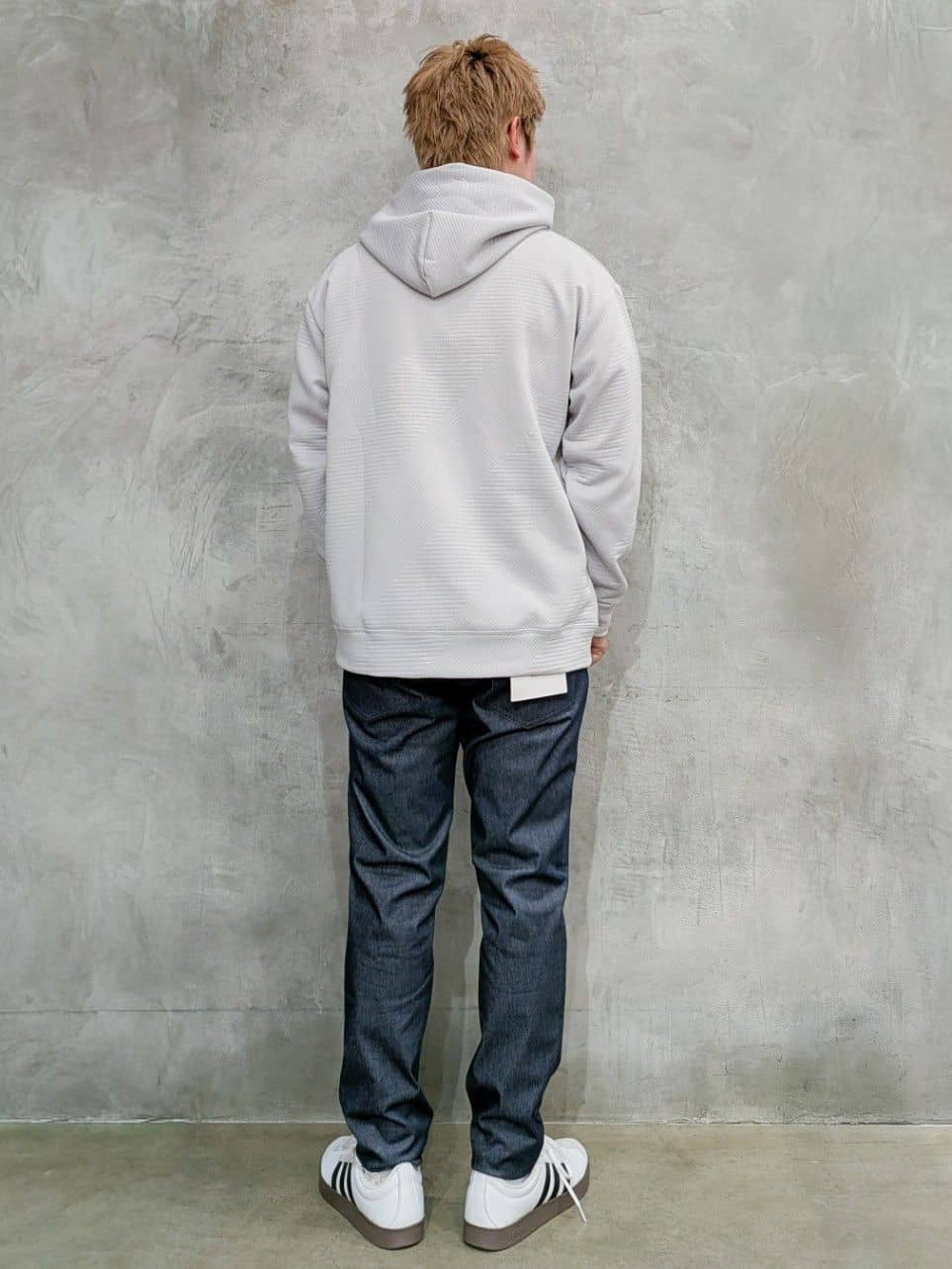 daiさんの「THE SHOP TK｜【さりげない表情が、品よく映える。】ふくれジャカードパーカ」を使ったコーディネート