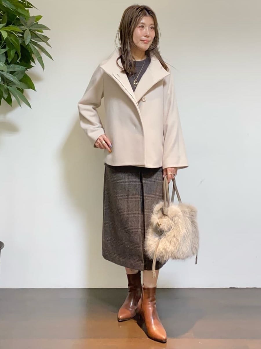 tomoさんの「UNTITLED｜【重ね着もおすすめ/洗える】ウールカシミヤ クルーネックニット」を使ったコーディネート