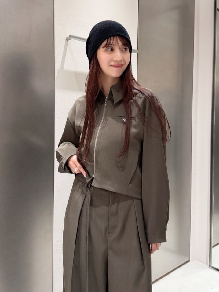 kanamiさんの「CODE A｜urban tailor wide trousers」を使ったコーディネート