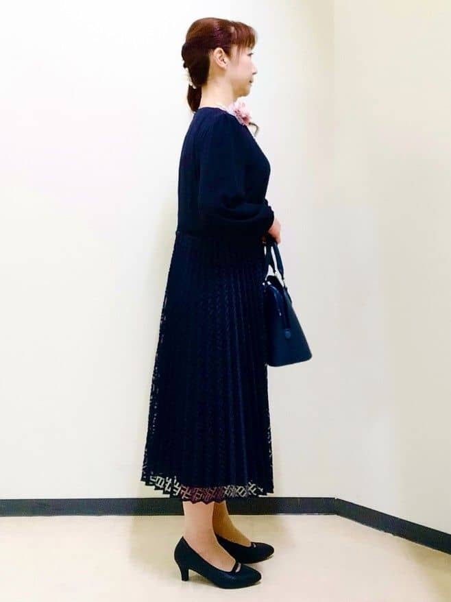 花さんの「Reflect｜【SS-4Lサイズ】シフォン&times;幾何柄レースプリーツワンピース」を使ったコーディネート