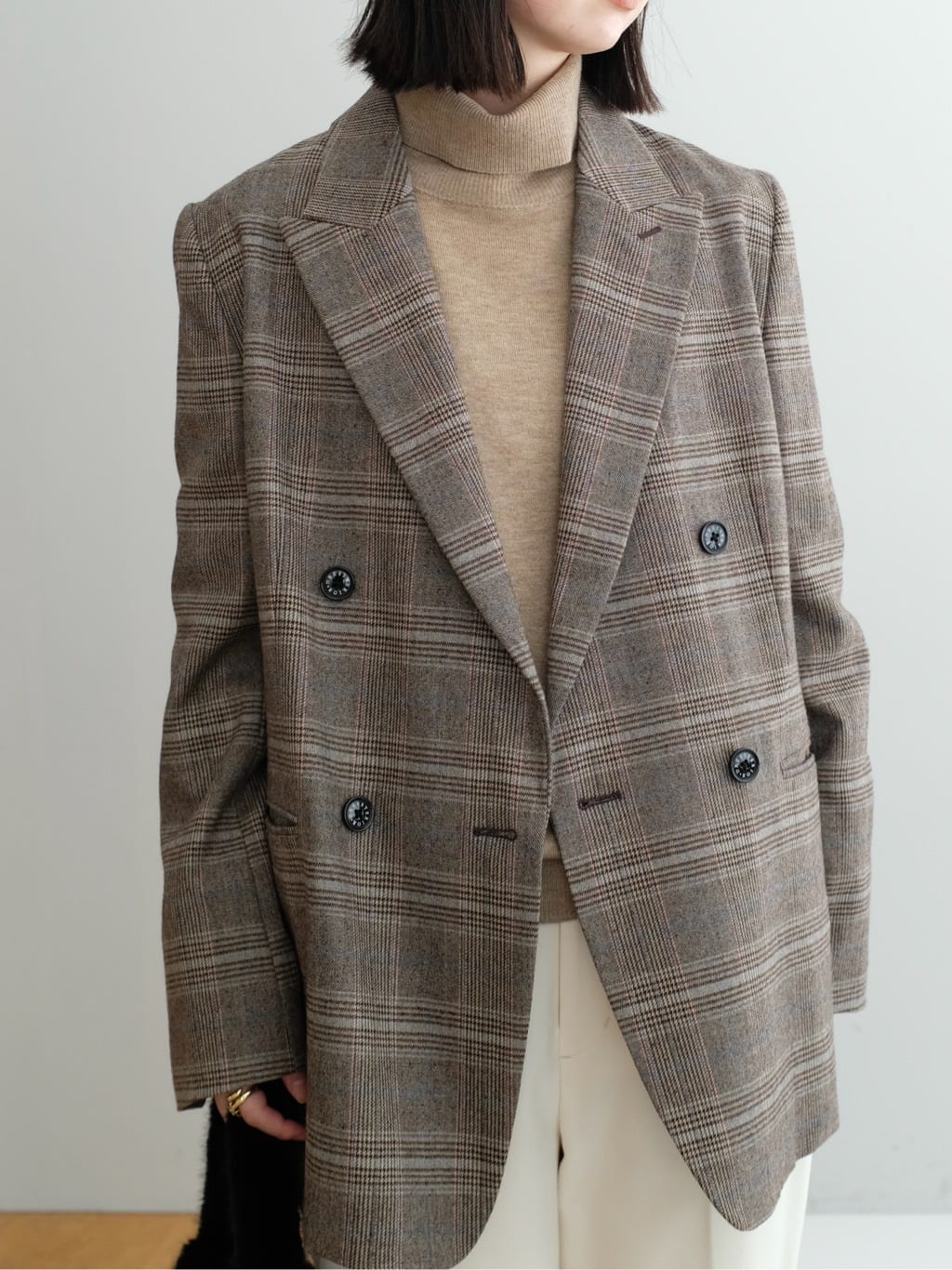 Kishimotoさんの「DRESSTERIOR｜◆サキソニーグレンチェックジャケット」を使ったコーディネート