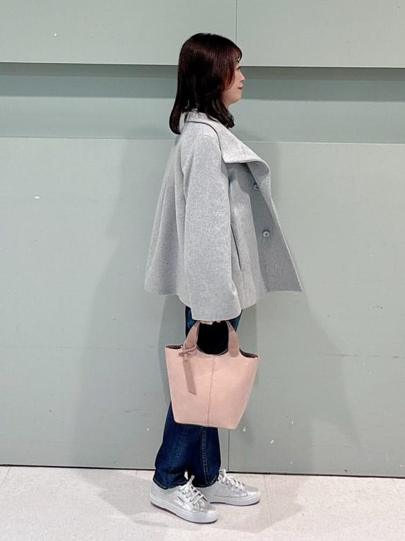 makiさんの「UNTITLED｜【8色展開／コンパクト丈】レーヨン混 コクーンニット」を使ったコーディネート