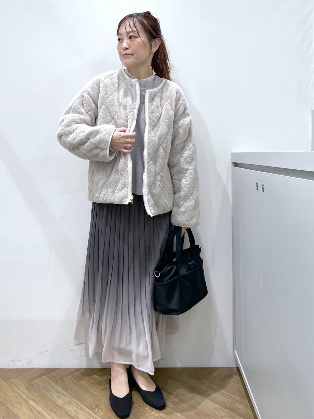 Junさんの「index｜モックネックボクシーラメニット【洗濯機OK】《7col》」を使ったコーディネート